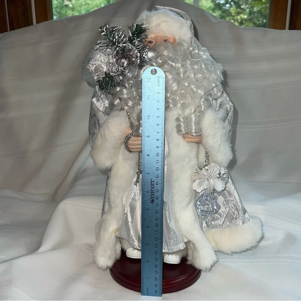 Santa Figurine Father‎ Christmas Winter White EUC